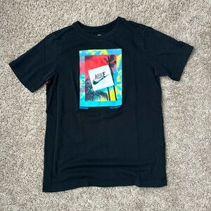 Boys Nike tee